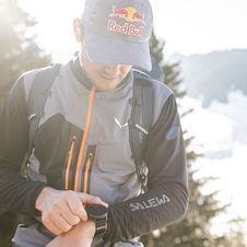 Hodinky Suunto 9 Baro Titanium Red Bull X-Alps Limited Edition + HR