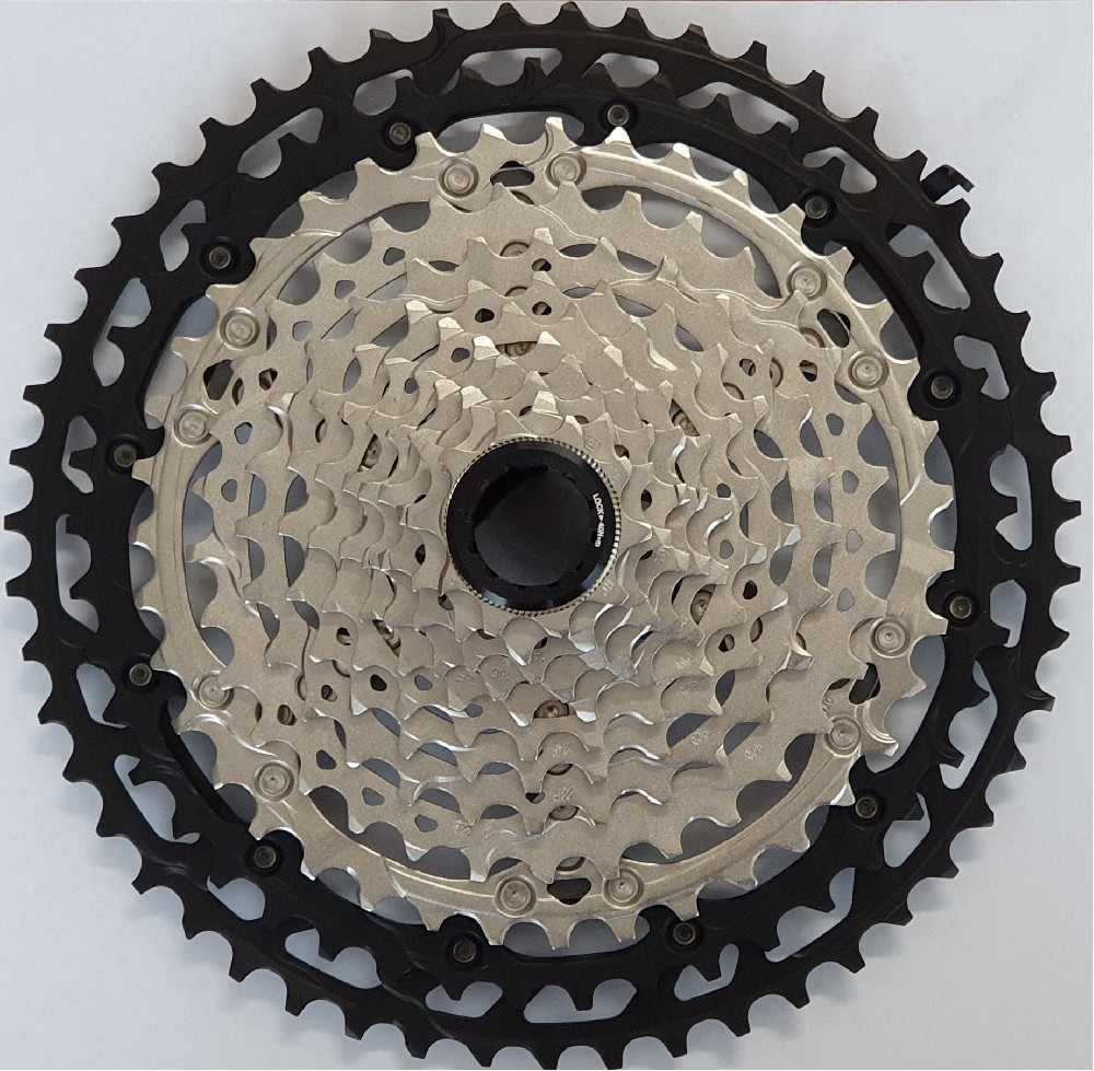 Kazeta 12 Shimano XT CSM8100 10-45z