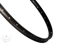 Ráfek MACH1 TRUCKY 30 DISC 584x30, 32 děr, černý