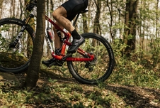 Tretry Force MTB REVOLT CARBON, černé