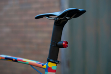 Zadní blikačka KNOG Plug Rear