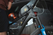Brašna Apidura NEW Backcountry top tube pack (1l)