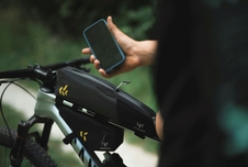 Brašna Apidura NEW Backcountry long top tube pack (1,8l)