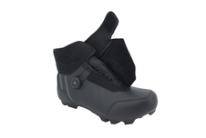 Zimní tretry FLR Defender Pro Dial MTB Black