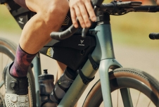 Brašna Apidura Racing frame pack (4l)