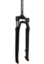 Vidlice odpružená 28 28,6/300 ahead Suntour NEX-E25 NLO DISC 63mm černá lesk bez polepů 