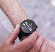 Hodinky Suunto Race S All Black Performance