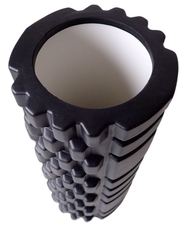 Masážní válec roller černý D85