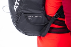 Batoh Atomic Backland UL 16+ black 22/23