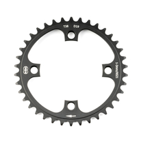 Převodník 38z KMC, rozteč 104mm, síla 3mm(e-bike), KMC, Al, černý 
