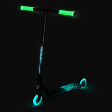 Freestyle koloběžka se svítícími prvky ve tmě Spokey NIGHT RIDER, kolečka 100mm 