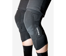 Chránič kolen BLUEGRASS AURA CORE