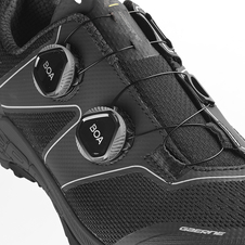 Tretry GAERNE Quasar black