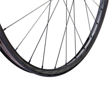 Zapletená kola RACE FACE TURBINE-R 29 přední 15x110 BST černá
