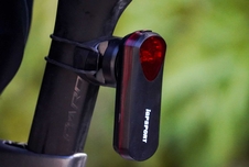 Zadní blikačka iGPSport SR30 Radar