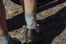 Ponožky FORCE IN HEART krátké, šedé