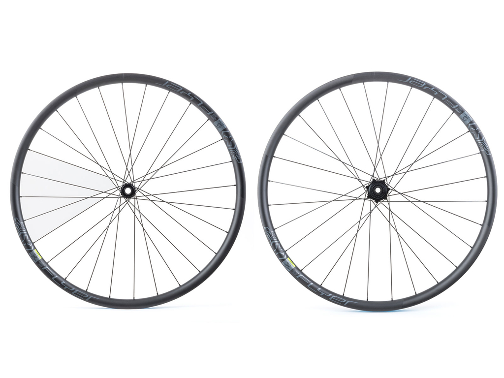 Zapletená kola 29 Author Flyer Carbon Disc Boost 12x148/15x110 CL