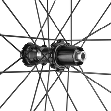 Zapletená kola FULCRUM Sharq 42 Carbon 28 - HG11