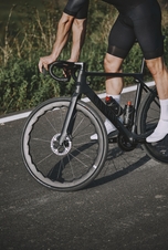 Zapletená kola FULCRUM Sharq 42 Carbon 28 - HG11
