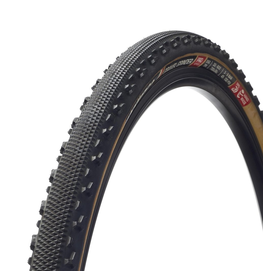 Plášť CHALLENGE GRAVEL GRINDER Pro TLR 700x33 černá/tan