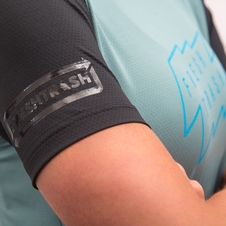 Triko Fresh Trash WOMEN'S HORIZON SHORT SLEEVE TEE MINT/BLACK 