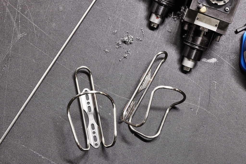 Košík na láhev WOLF TOOTH MORSE Stainless Steel