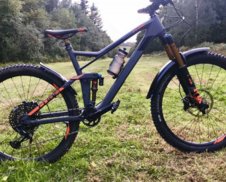 Blatník RRP ProGuard Front Plain Black Standard