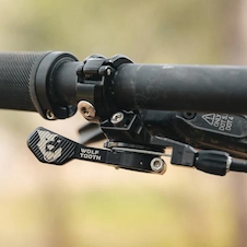 Páčka ovládání sedlovky WOLF TOOTH REMOTE PRO 22.2mm