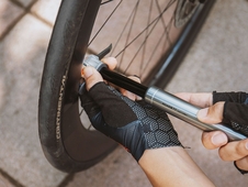 Pumpa TOPEAK ROADIE TT stříbrná