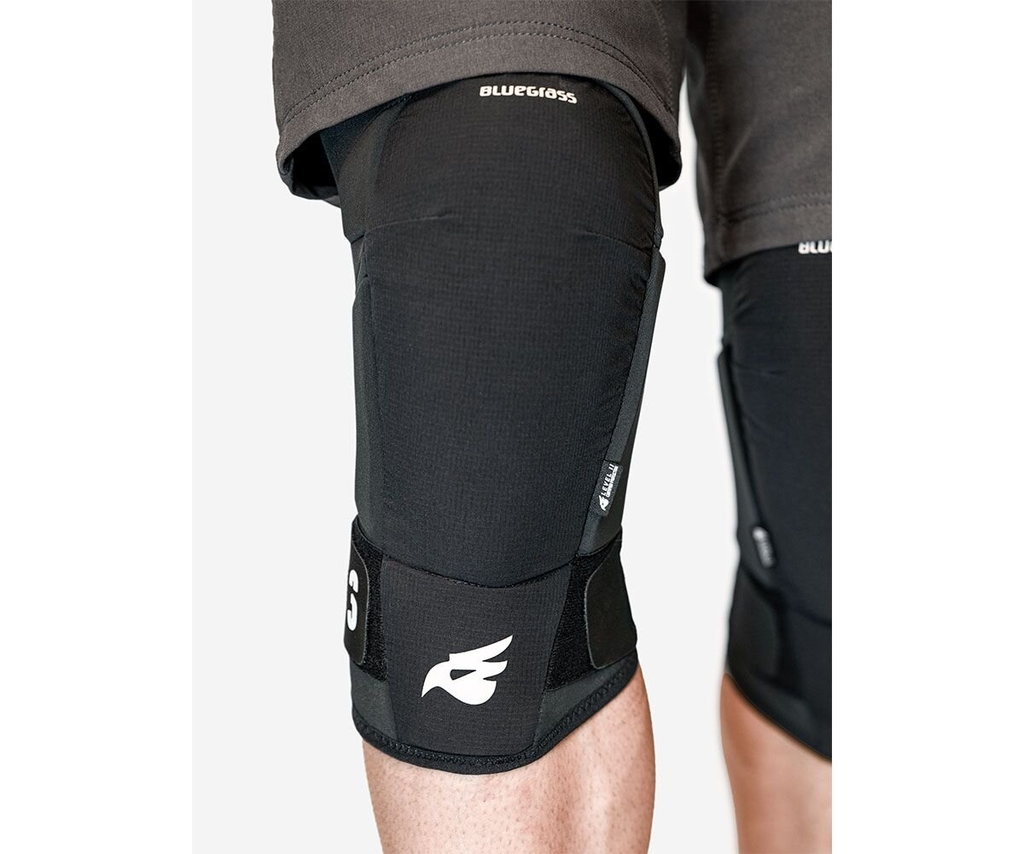 Chránič kolen BLUEGRASS 3STRAPS